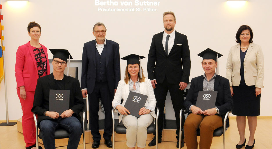 Gruppenfoto bei der Sponsionsfeier